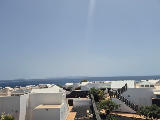 4 Zimmer Villa zu verkaufen in Playa Blanca, Yaiza mit Pool Garage - 885.000 € (Ref: 10012177)