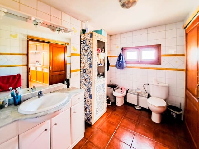 4 camera da letto Villa in vendita in Playa Blanca, Yaiza con piscina garage - 390.000 € (Rif: 7785954)