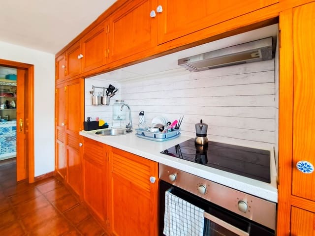 4 camera da letto Villa in vendita in Playa Blanca, Yaiza con piscina garage - 390.000 € (Rif: 7785954)