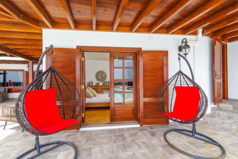 5 soverom Villa til salgs i Playa Blanca med svømmebasseng garasje - € 1 750 000 (Ref: 8546042)