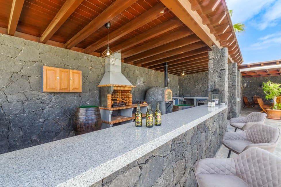 5 soverom Villa til salgs i Playa Blanca med svømmebasseng garasje - € 1 750 000 (Ref: 8546042)