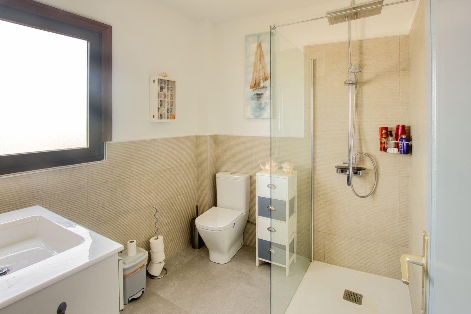 6 soverom Villa til salgs i Guime med svømmebasseng garasje - € 790 000 (Ref: 8782263)