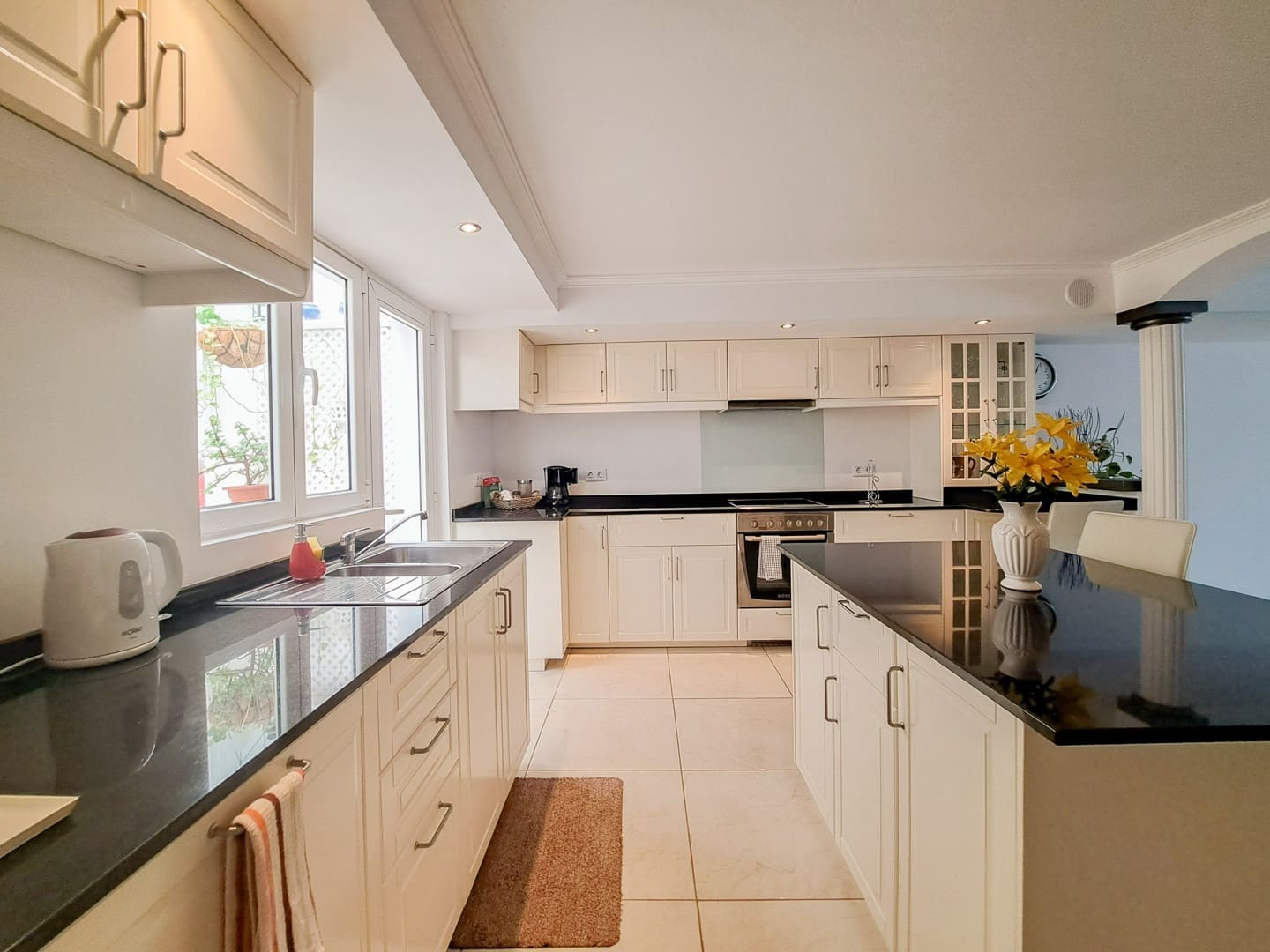 3 chambre Villa/Maison à vendre à Playa Blanca avec piscine garage - 690 000 € (Ref: 9306744)