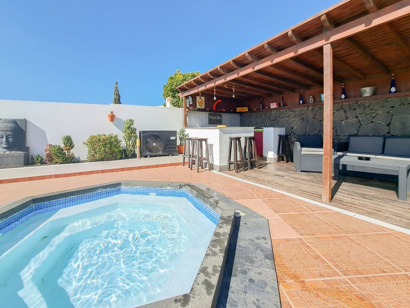 3 chambre Villa/Maison à vendre à Playa Blanca avec piscine garage - 690 000 € (Ref: 9306744)