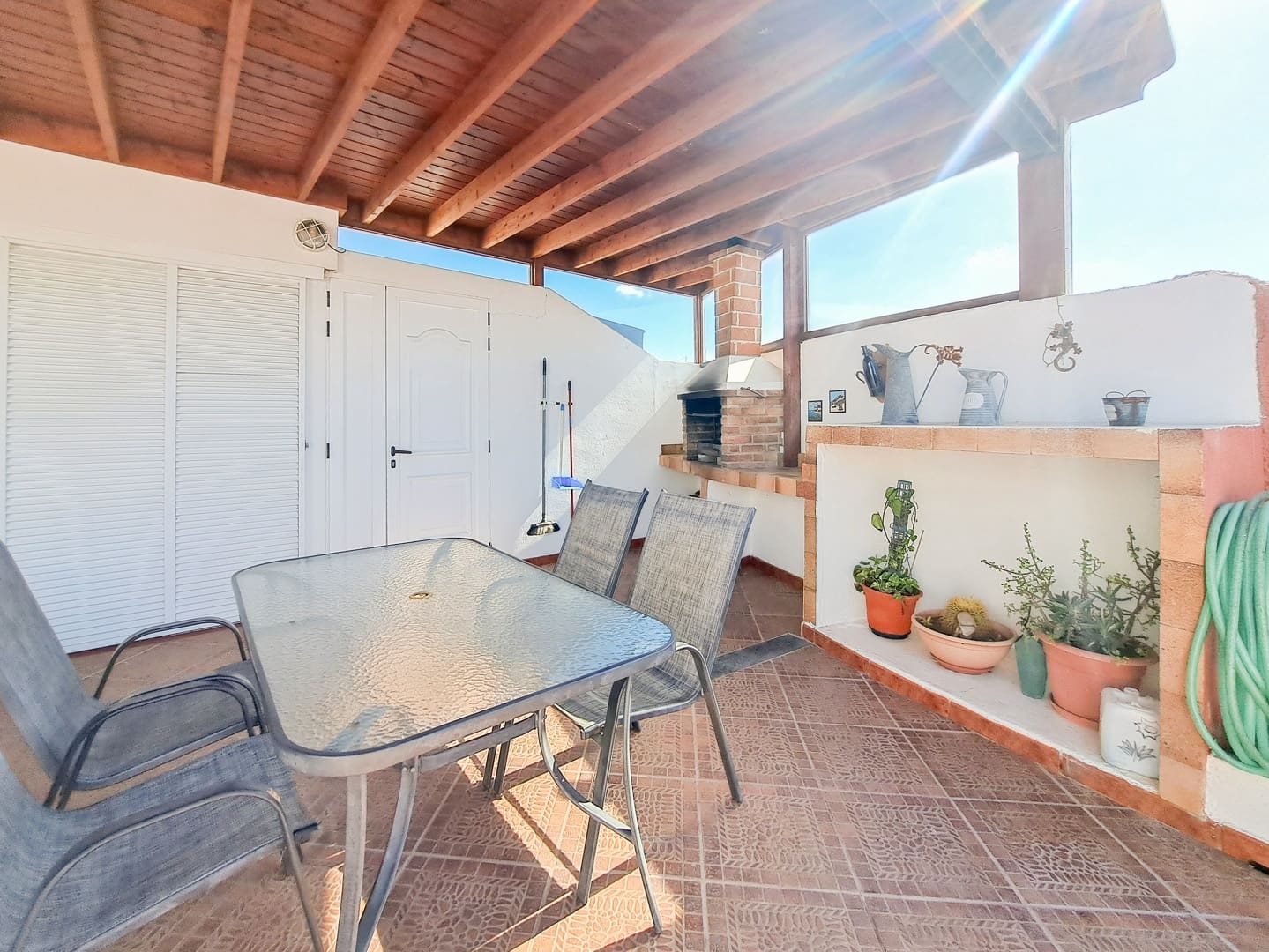 3 chambre Villa/Maison à vendre à Playa Blanca avec piscine garage - 690 000 € (Ref: 9306744)