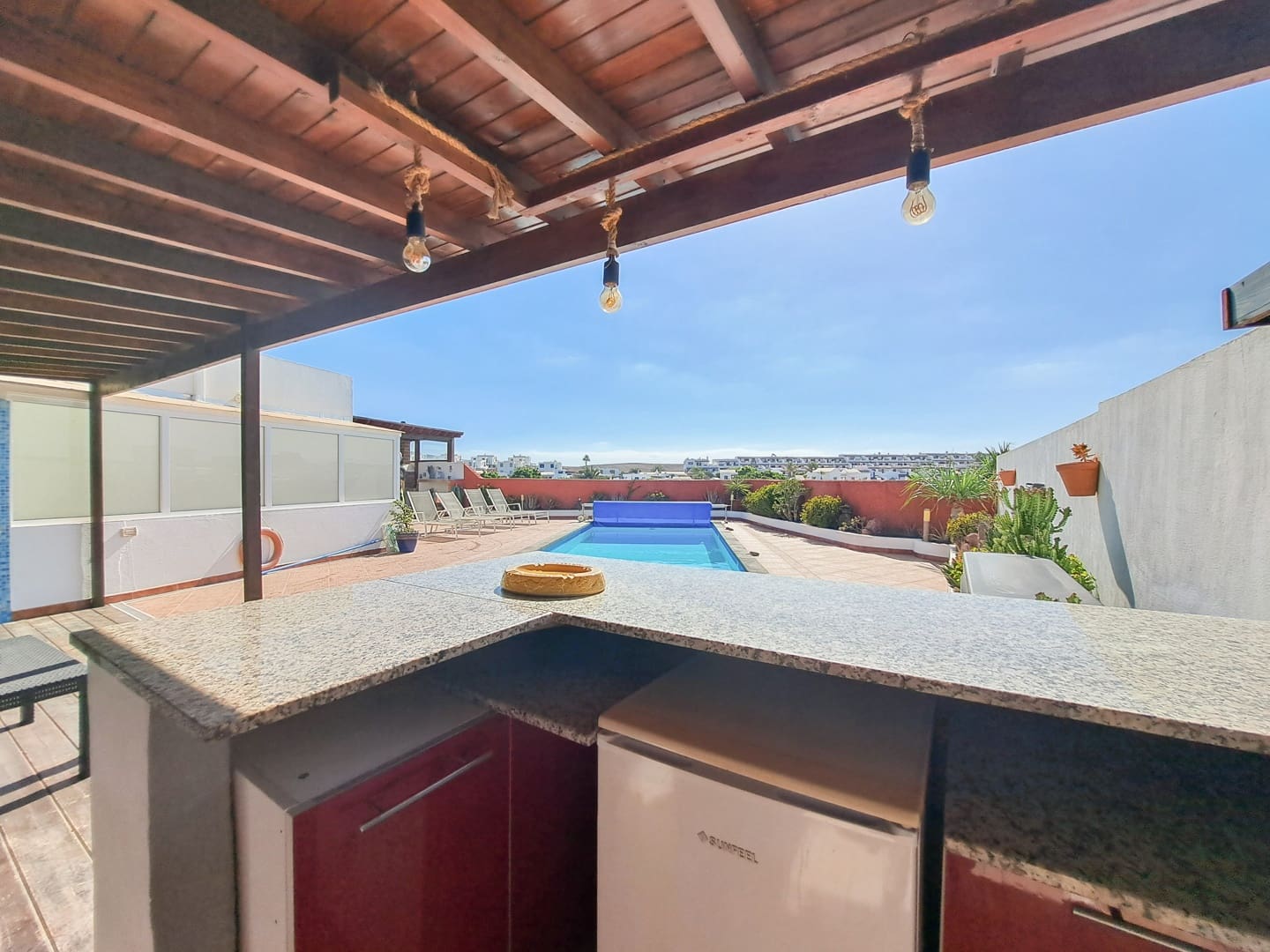 3 chambre Villa/Maison à vendre à Playa Blanca avec piscine garage - 690 000 € (Ref: 9306744)