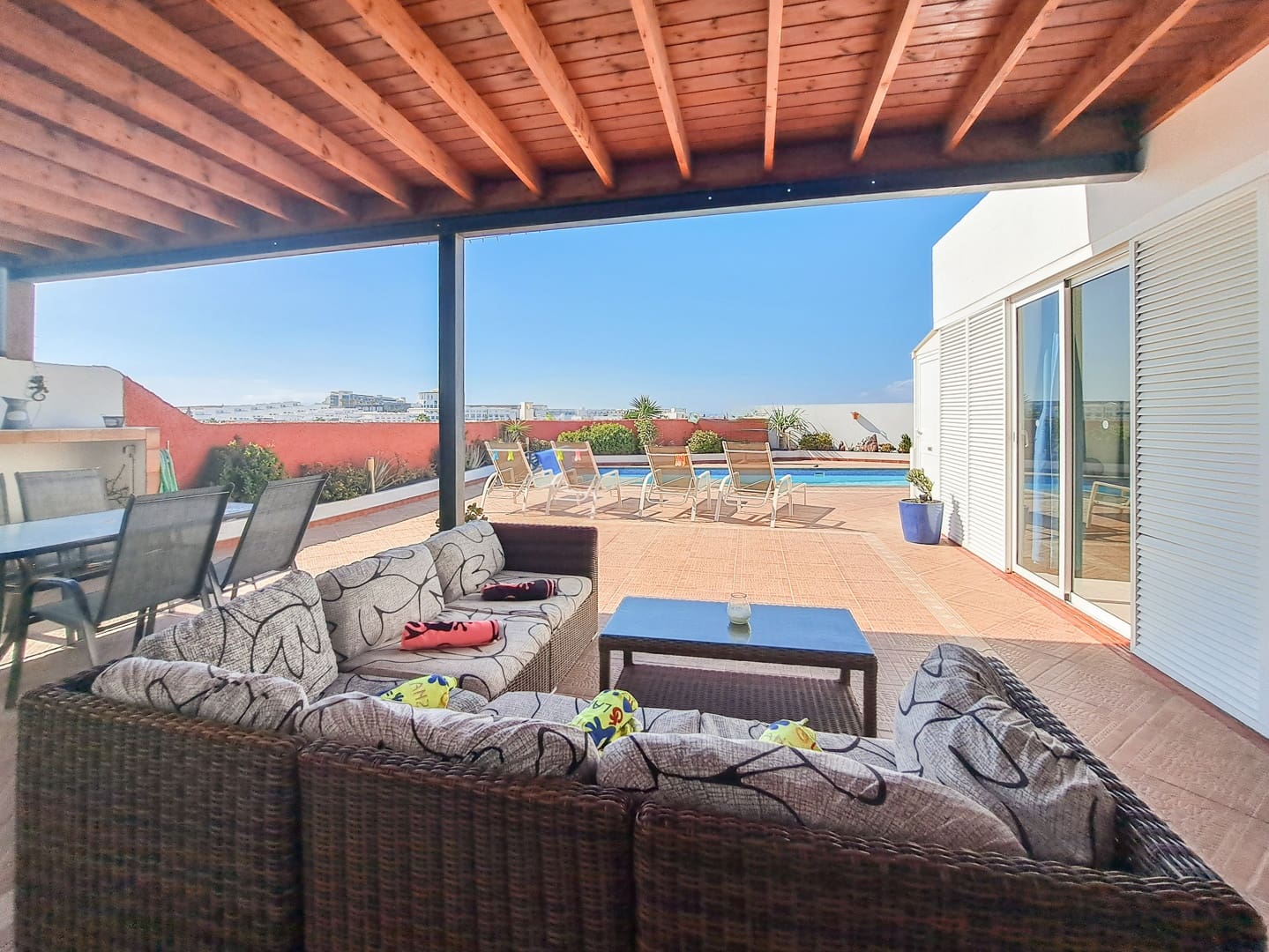 3 chambre Villa/Maison à vendre à Playa Blanca avec piscine garage - 690 000 € (Ref: 9306744)