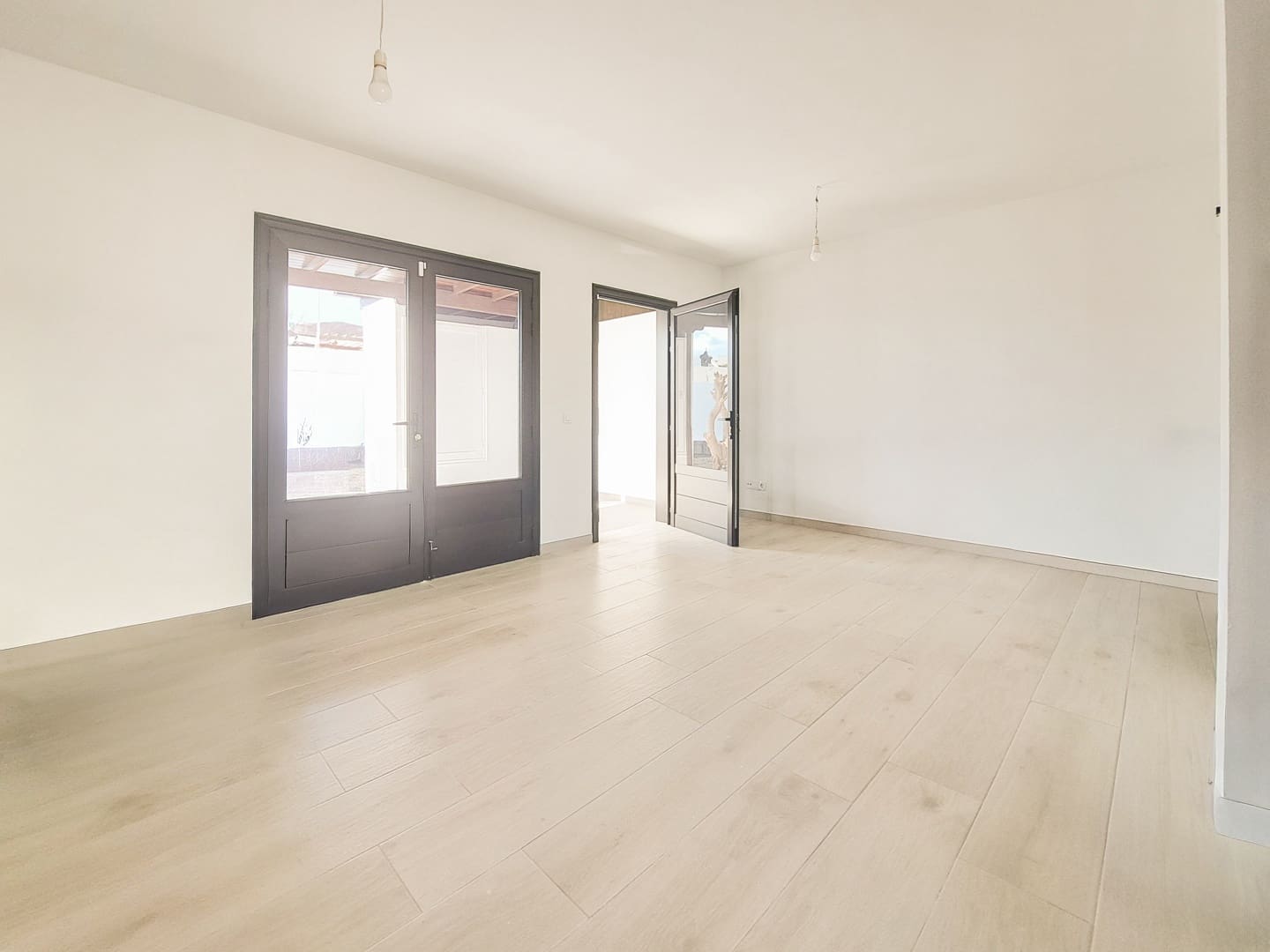 2 soveværelse Villa til salg i Playa Blanca med swimmingpool garage - € 335.000 (Ref: 9428125)