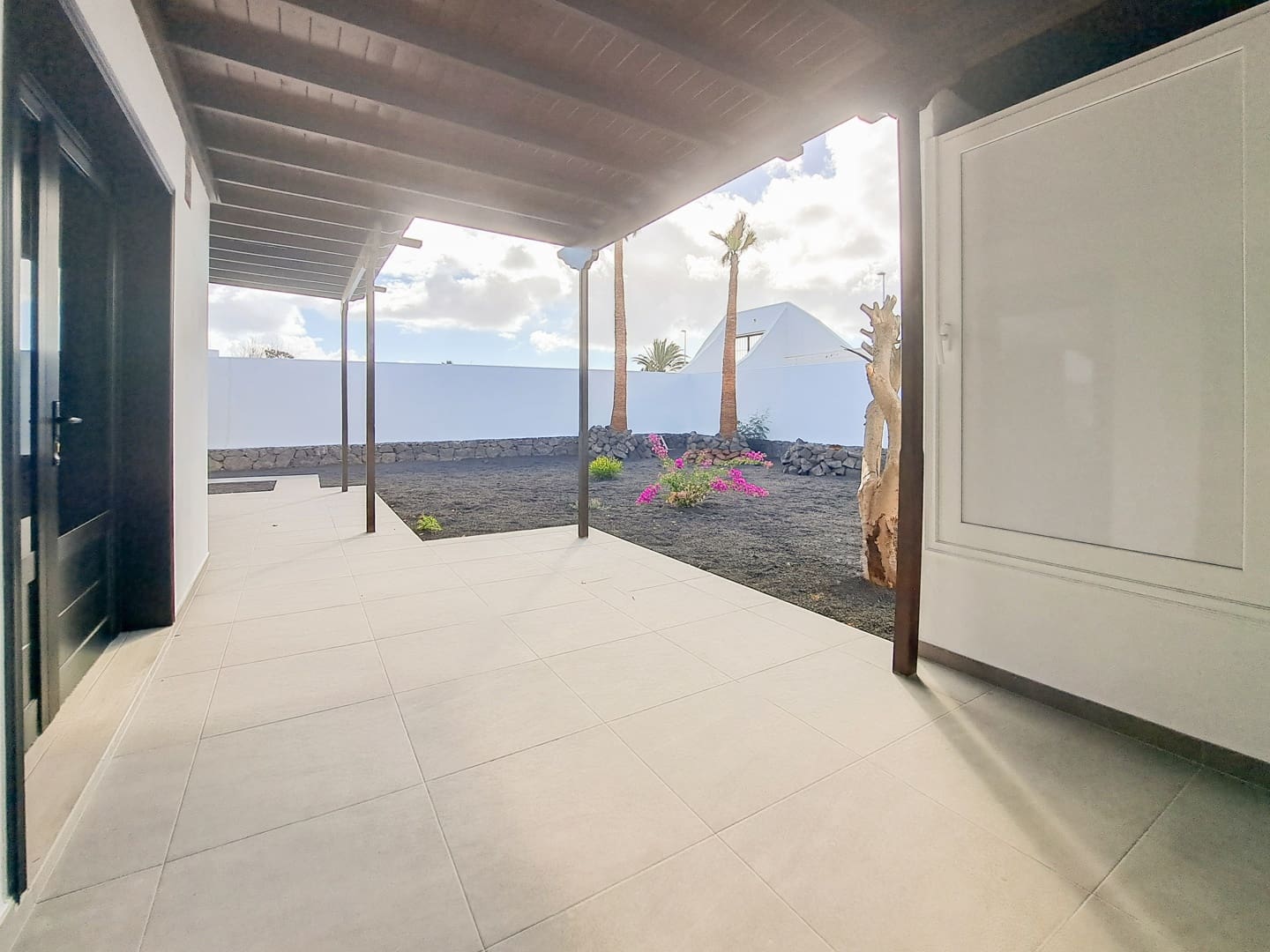 2 soveværelse Villa til salg i Playa Blanca med swimmingpool garage - € 335.000 (Ref: 9428125)