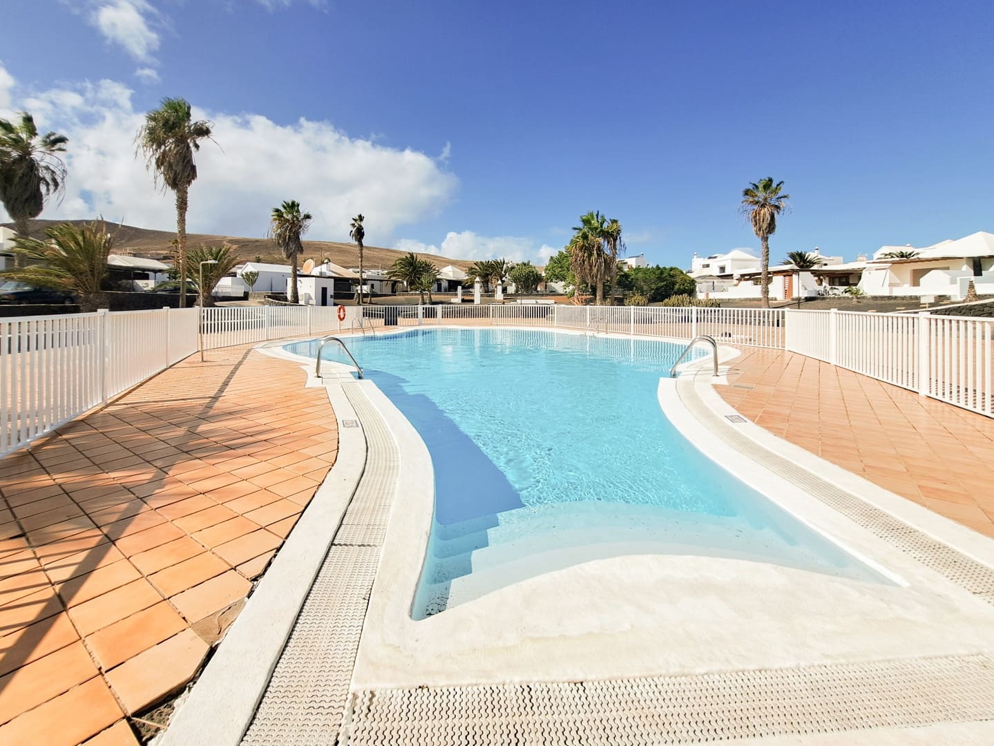 2 soveværelse Villa til salg i Playa Blanca med swimmingpool garage - € 335.000 (Ref: 9428125)