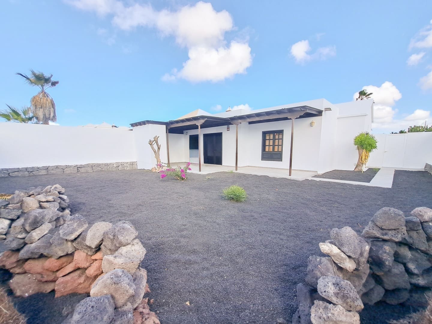 2 soveværelse Villa til salg i Playa Blanca med swimmingpool garage - € 335.000 (Ref: 9428125)