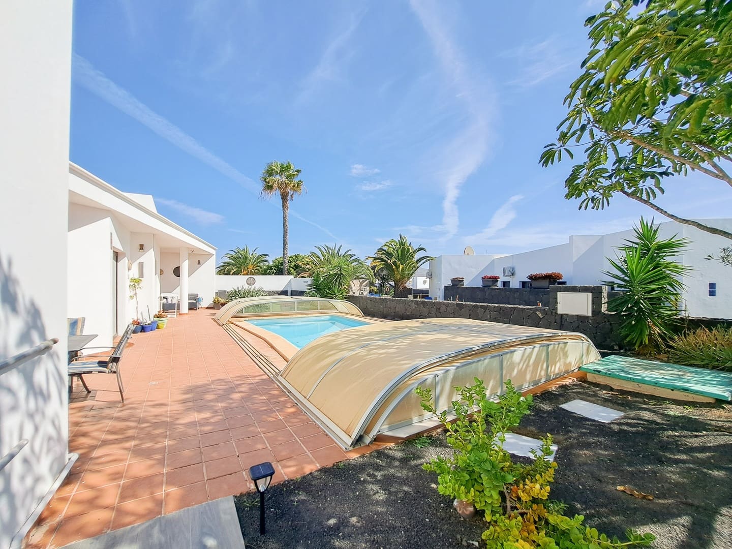 3 soverom Villa til salgs i Playa Blanca med svømmebasseng garasje - € 560 000 (Ref: 9626191)