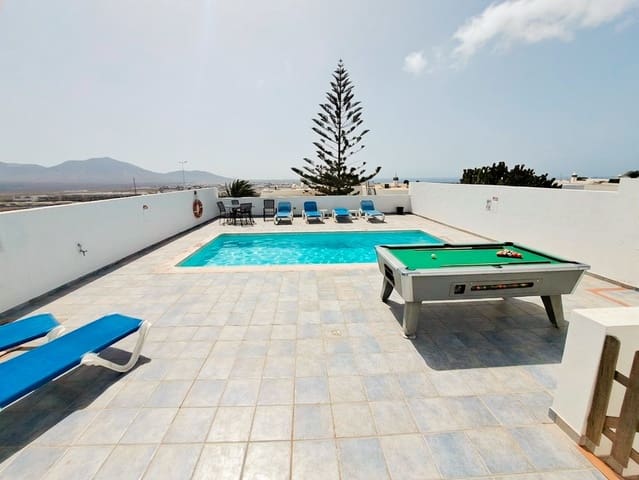 3 sovrum Villa till salu i Playa Blanca, Yaiza med pool garage - 495 000 € (Ref: 9678143)
