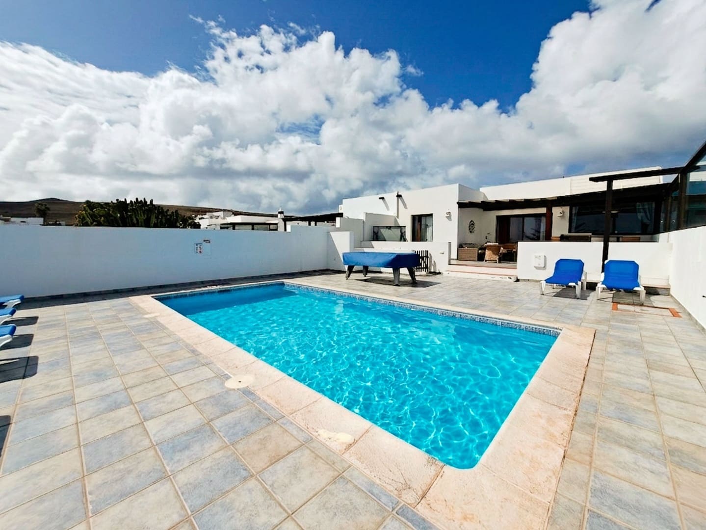3 sovrum Villa till salu i Playa Blanca med pool garage - 495 000 € (Ref: 9678143)
