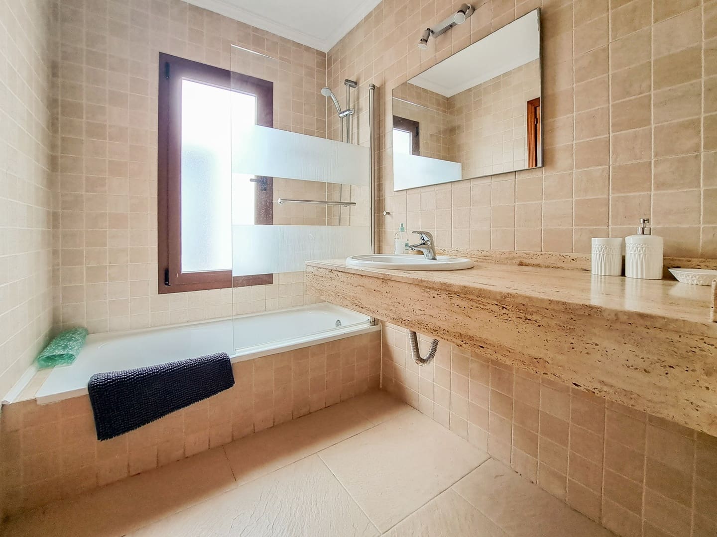 3 sovrum Villa till salu i Playa Blanca med pool garage - 475 000 € (Ref: 9685531)