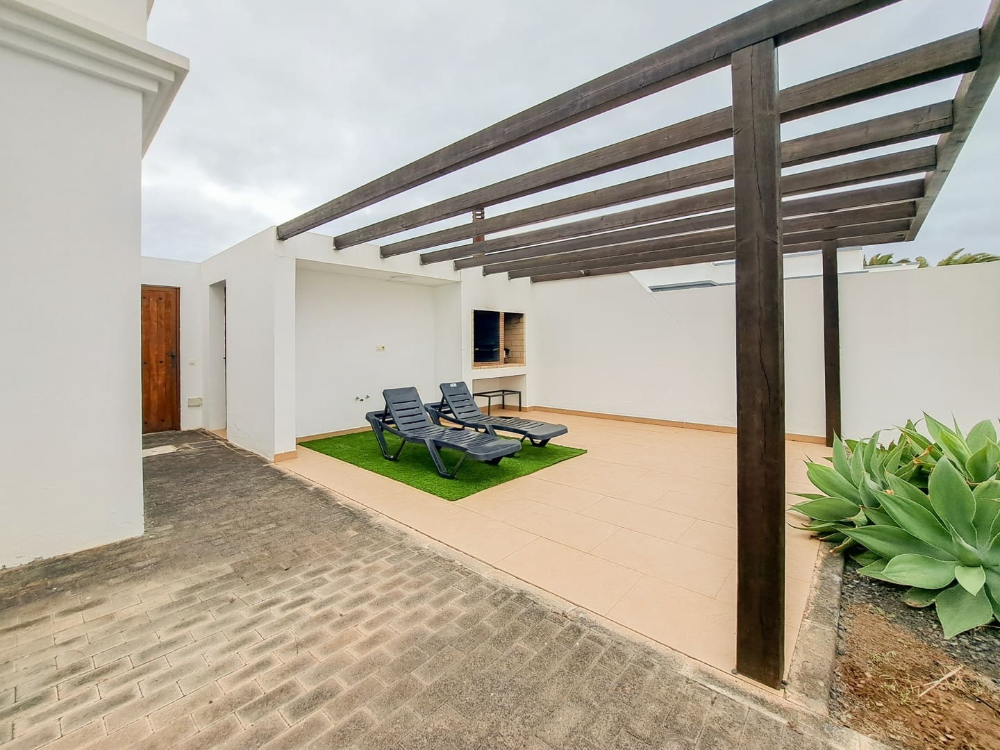 3 sovrum Villa till salu i Playa Blanca med pool garage - 475 000 € (Ref: 9685531)