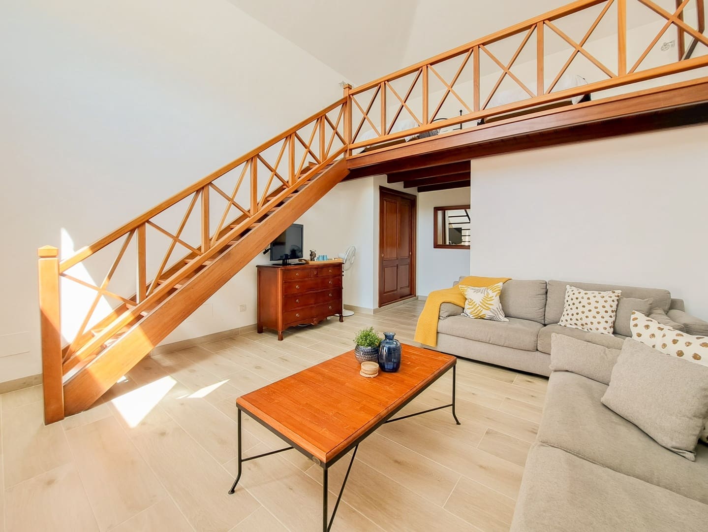 3 soveværelse Villa til salg i Playa Blanca med swimmingpool garage - € 795.000 (Ref: 9759523)