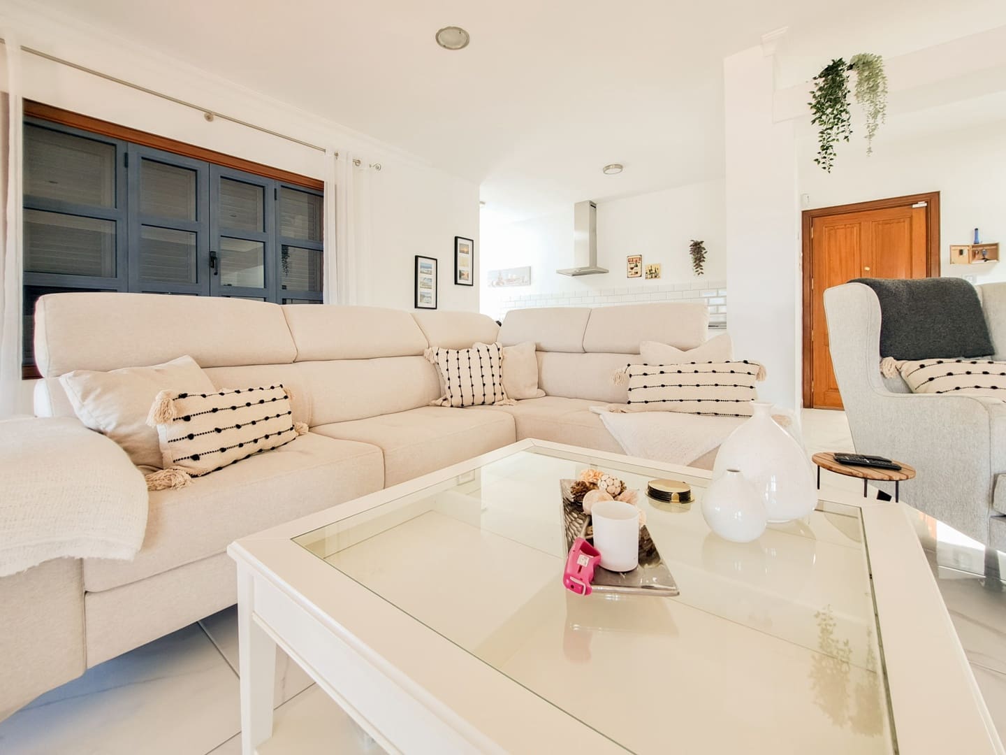 3 soveværelse Villa til salg i Playa Blanca med swimmingpool garage - € 795.000 (Ref: 9759523)