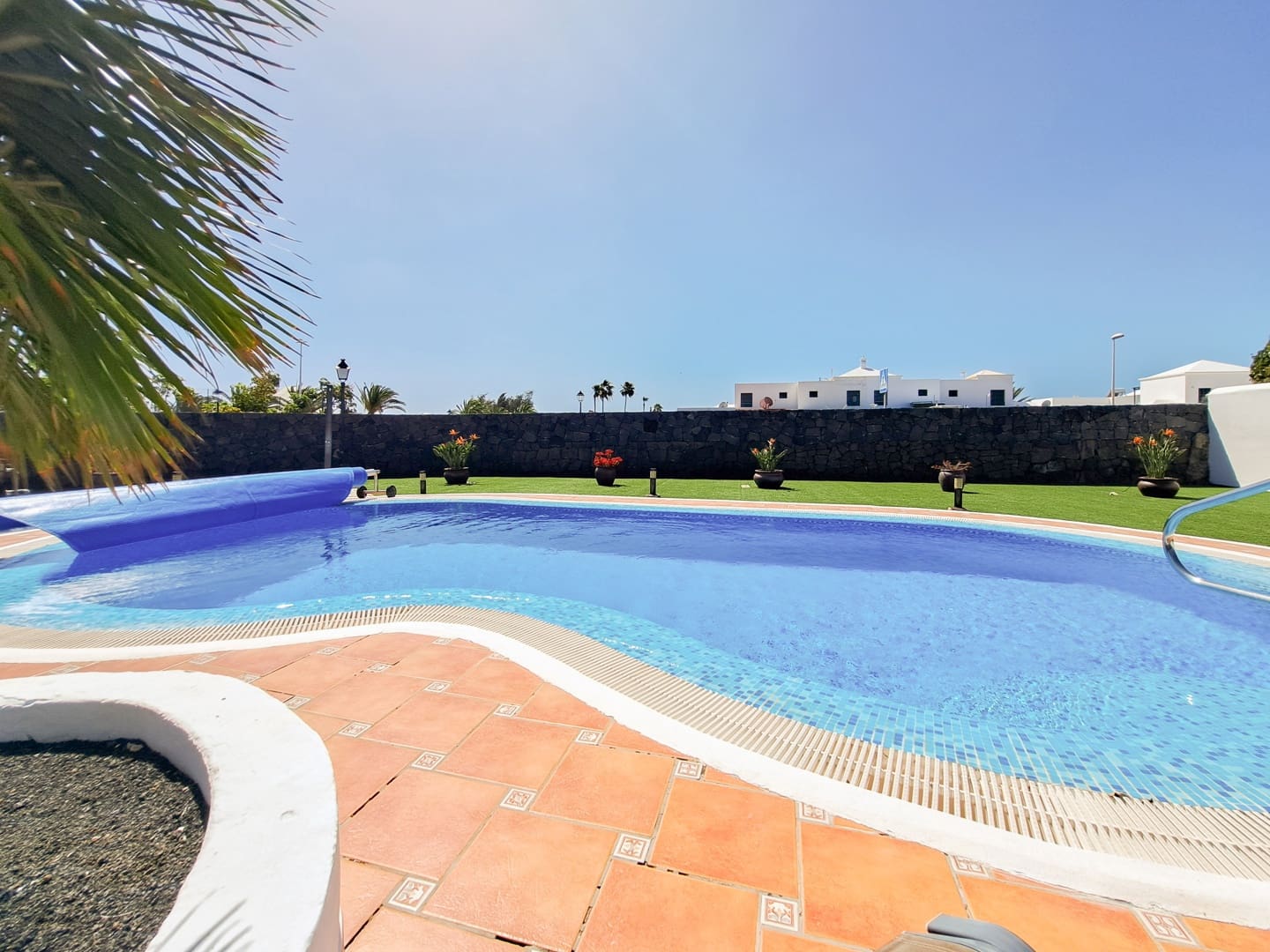 3 soveværelse Villa til salg i Playa Blanca med swimmingpool garage - € 795.000 (Ref: 9759523)