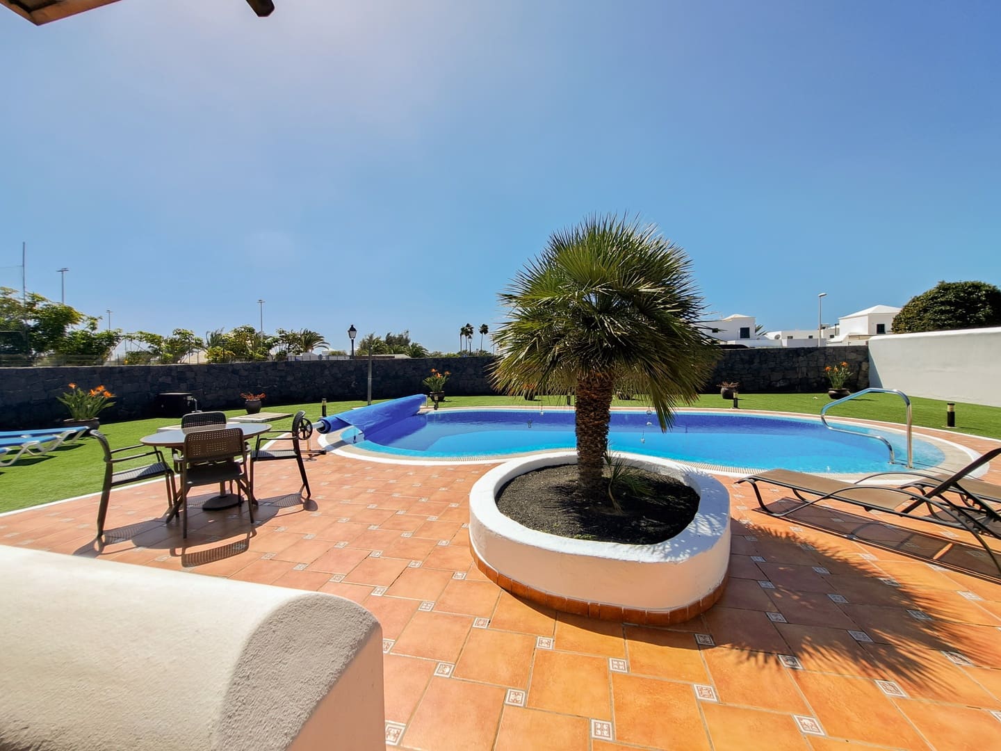 3 soveværelse Villa til salg i Playa Blanca med swimmingpool garage - € 795.000 (Ref: 9759523)