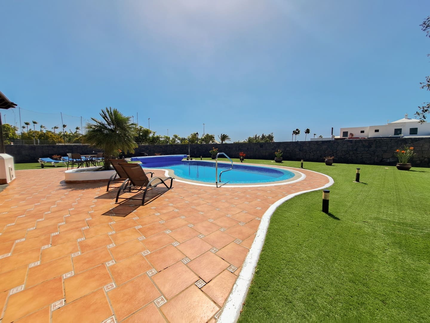 3 soveværelse Villa til salg i Playa Blanca med swimmingpool garage - € 795.000 (Ref: 9759523)