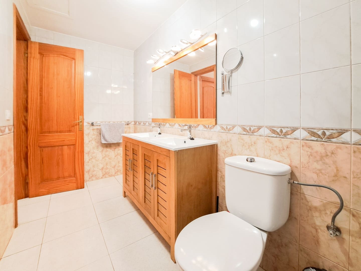 2 bedroom Apartment for sale in Playa Blanca - € 270,000 (Ref: 9832833)