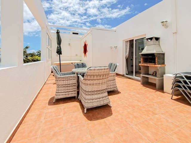 2 bedroom Apartment for sale in Playa Blanca, Yaiza - € 270,000 (Ref: 9832833)