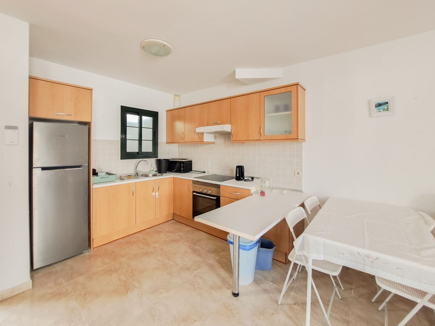 2 bedroom Villa for sale in Playa Blanca with garage - € 240,000 (Ref: 9834192)