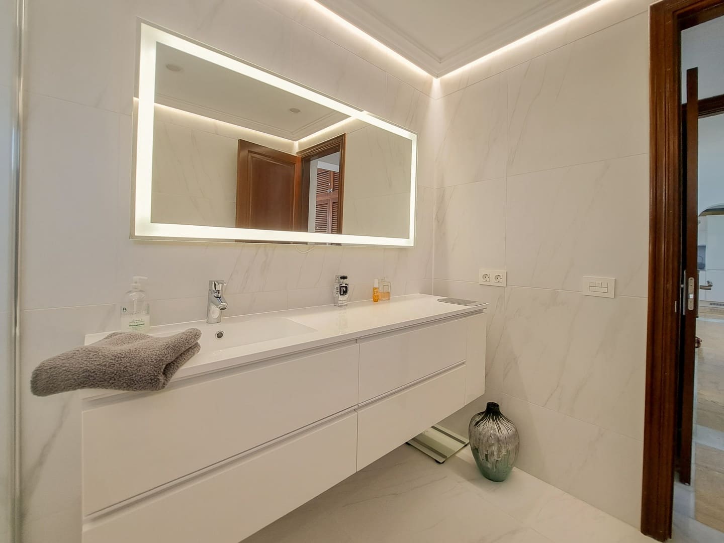 2 bedroom Villa for sale in Playa Blanca with pool garage - € 560,000 (Ref: 9885185)