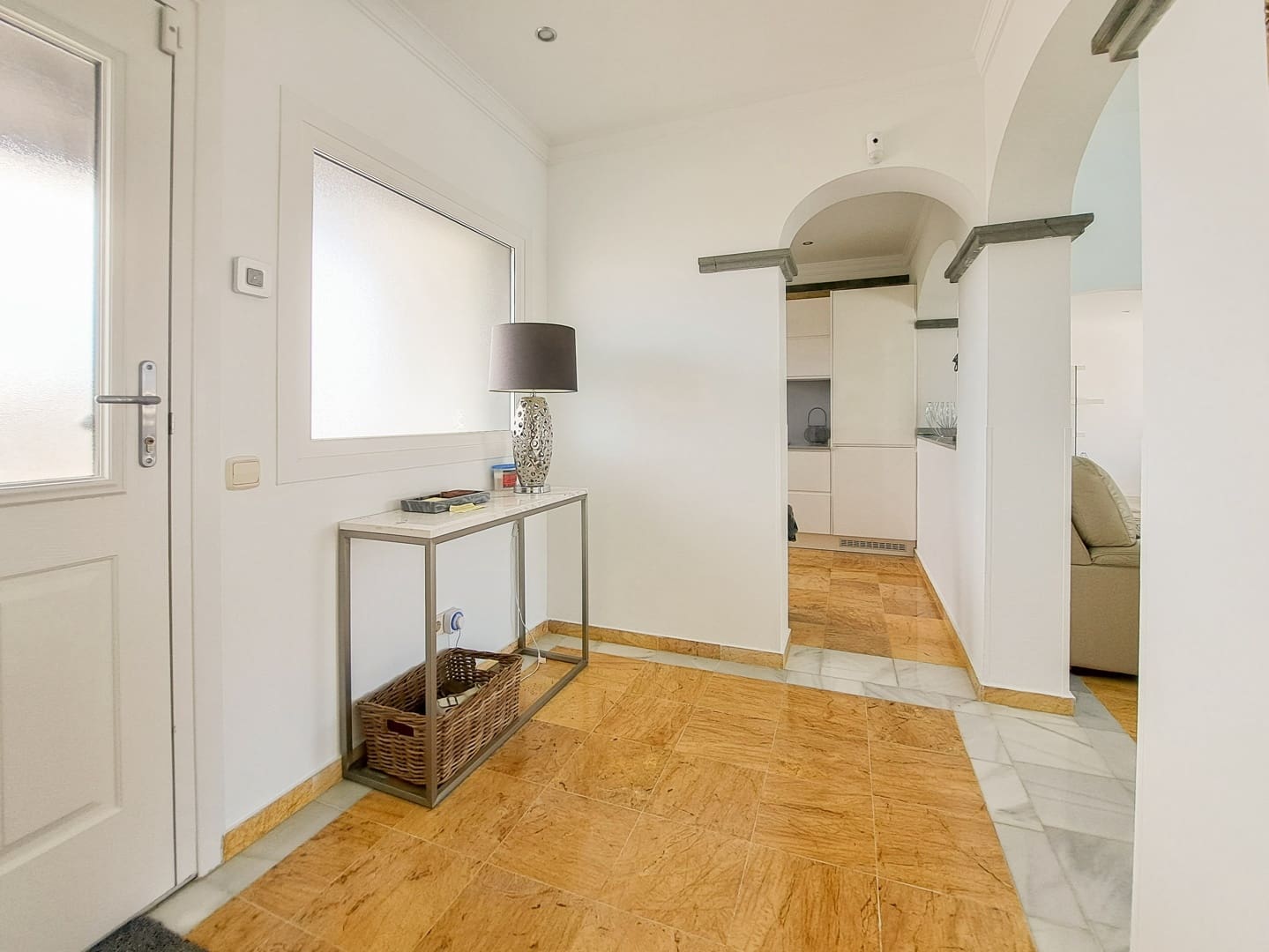 2 bedroom Villa for sale in Playa Blanca with pool garage - € 560,000 (Ref: 9885185)