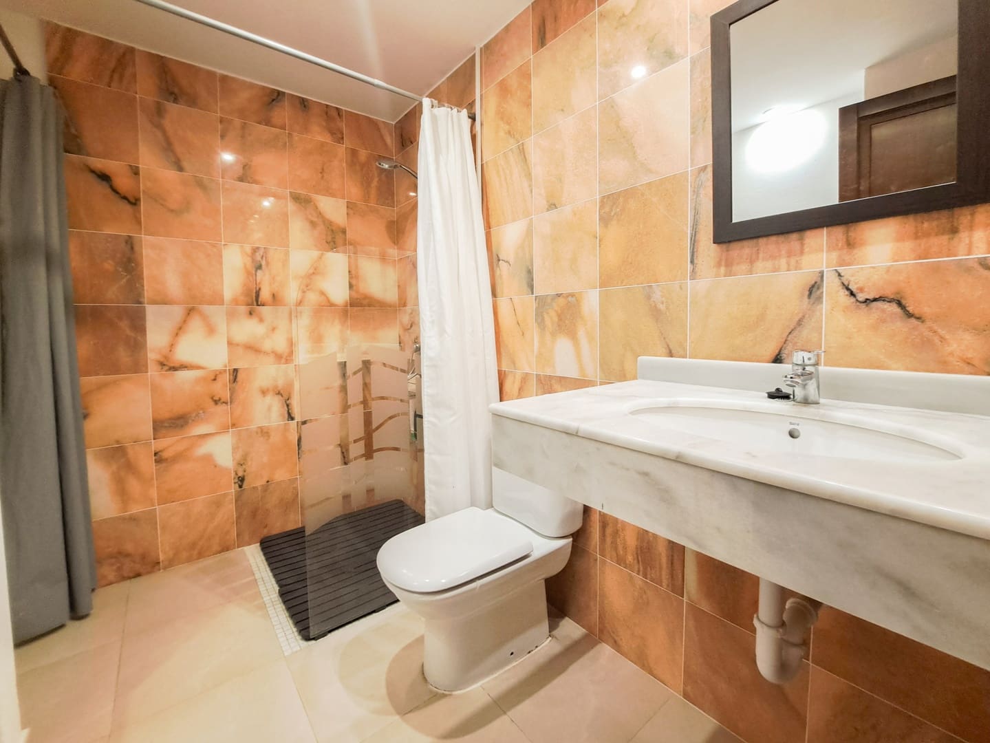 3 sypialnia Willa na sprzedaż w Playa Blanca z basenem garażem - 625 000 € (Ref: 9946264)