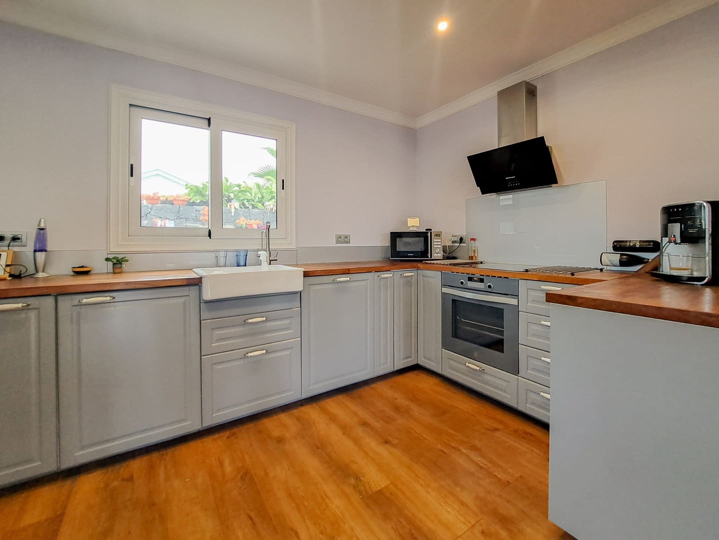 3 sypialnia Willa na sprzedaż w Playa Blanca z basenem garażem - 625 000 € (Ref: 9946264)
