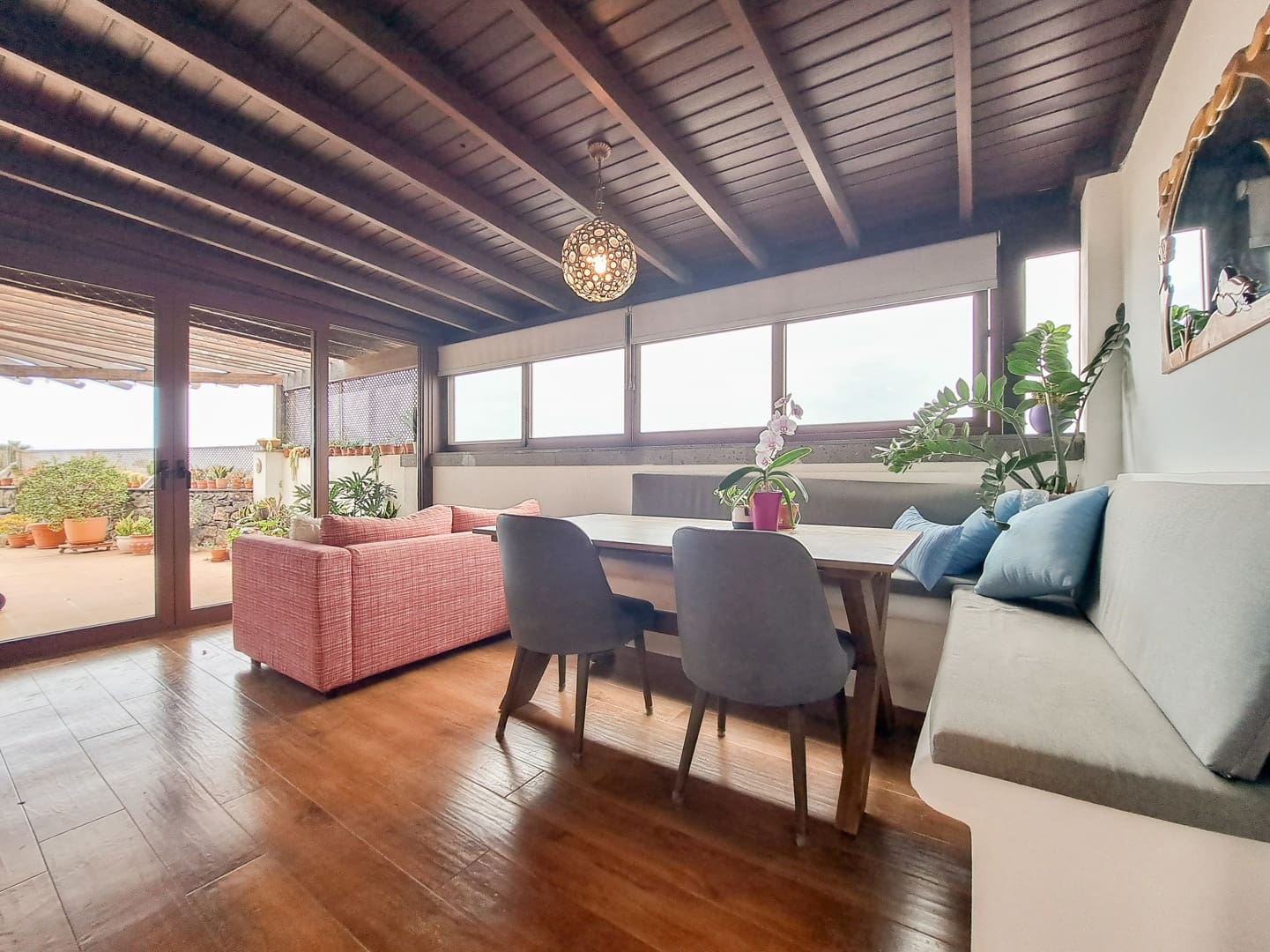3 sypialnia Willa na sprzedaż w Playa Blanca z basenem garażem - 625 000 € (Ref: 9946264)