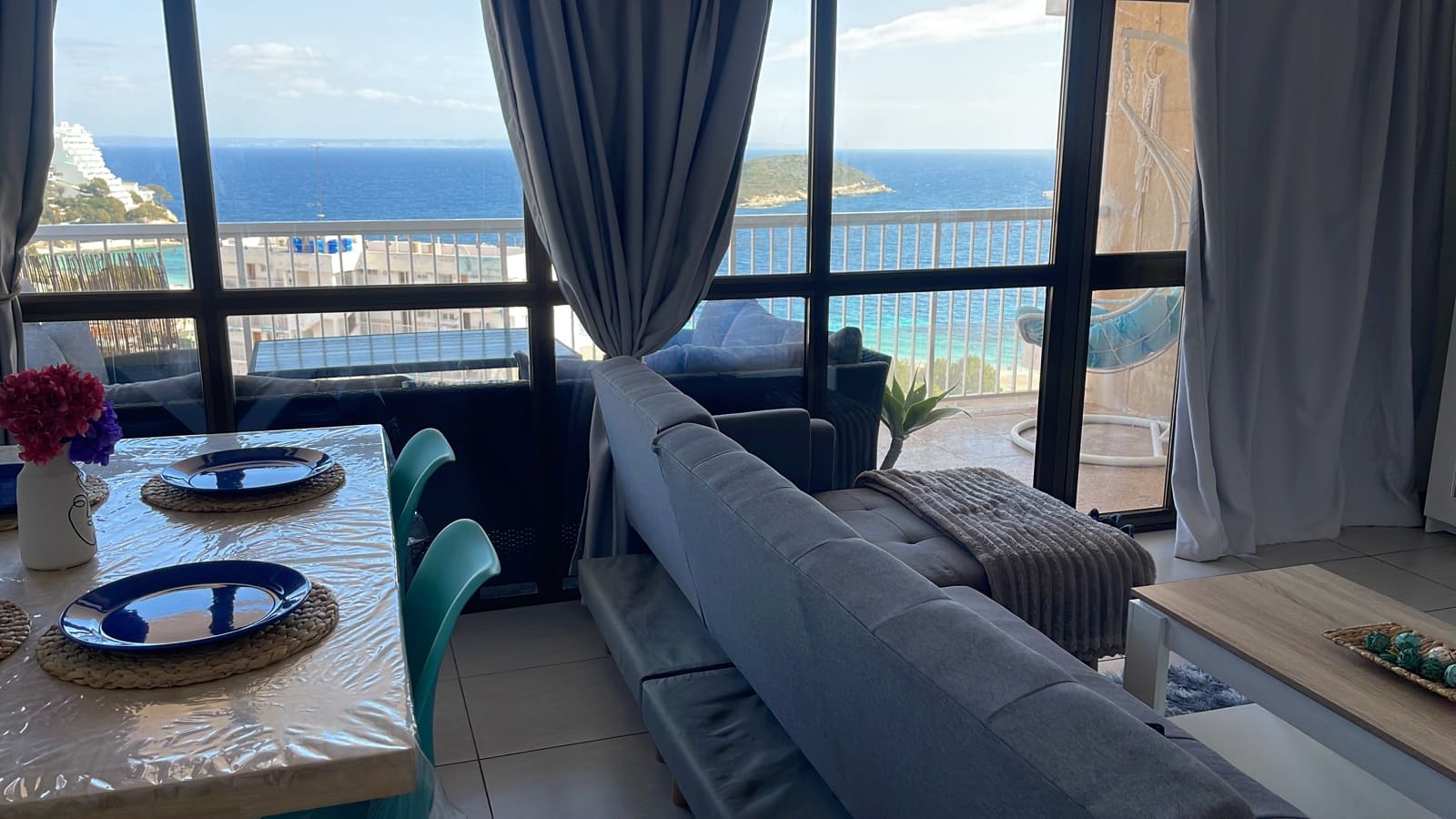 1 bedroom Apartment for rent in Magalluf - € 1,500 (Ref: 7270144)