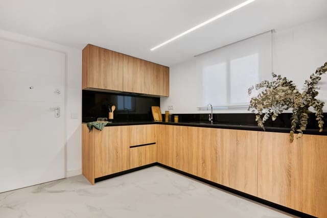 2 sypialnia Apartament na sprzedaż w Punta Prima, Torrevieja z basenem garażem - 449 000 € (Ref: 8575144)