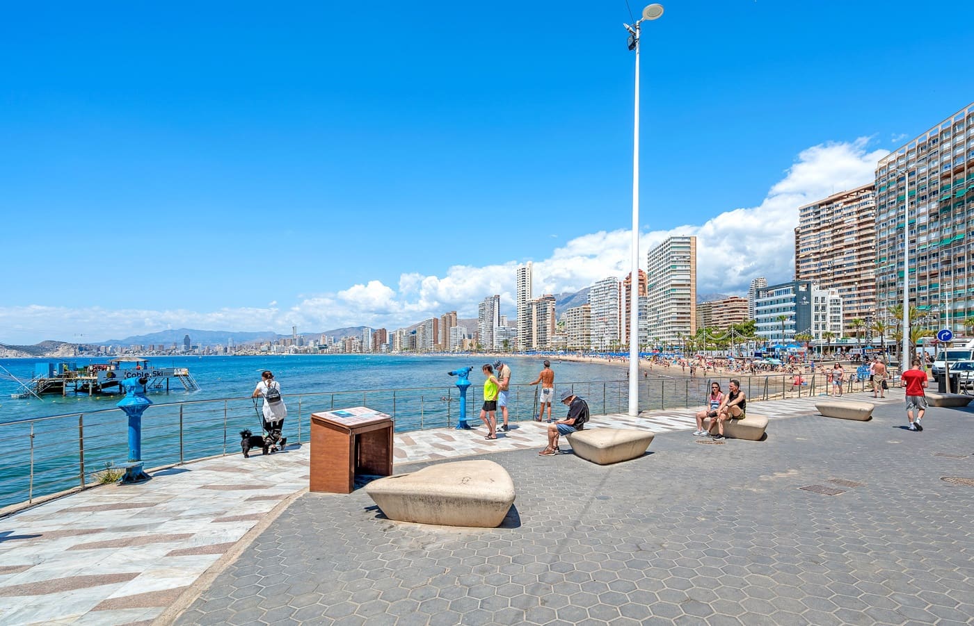 6 Zimmer Apartment zu verkaufen in Benidorm mit Pool - 799.000 € (Ref: 9041239)
