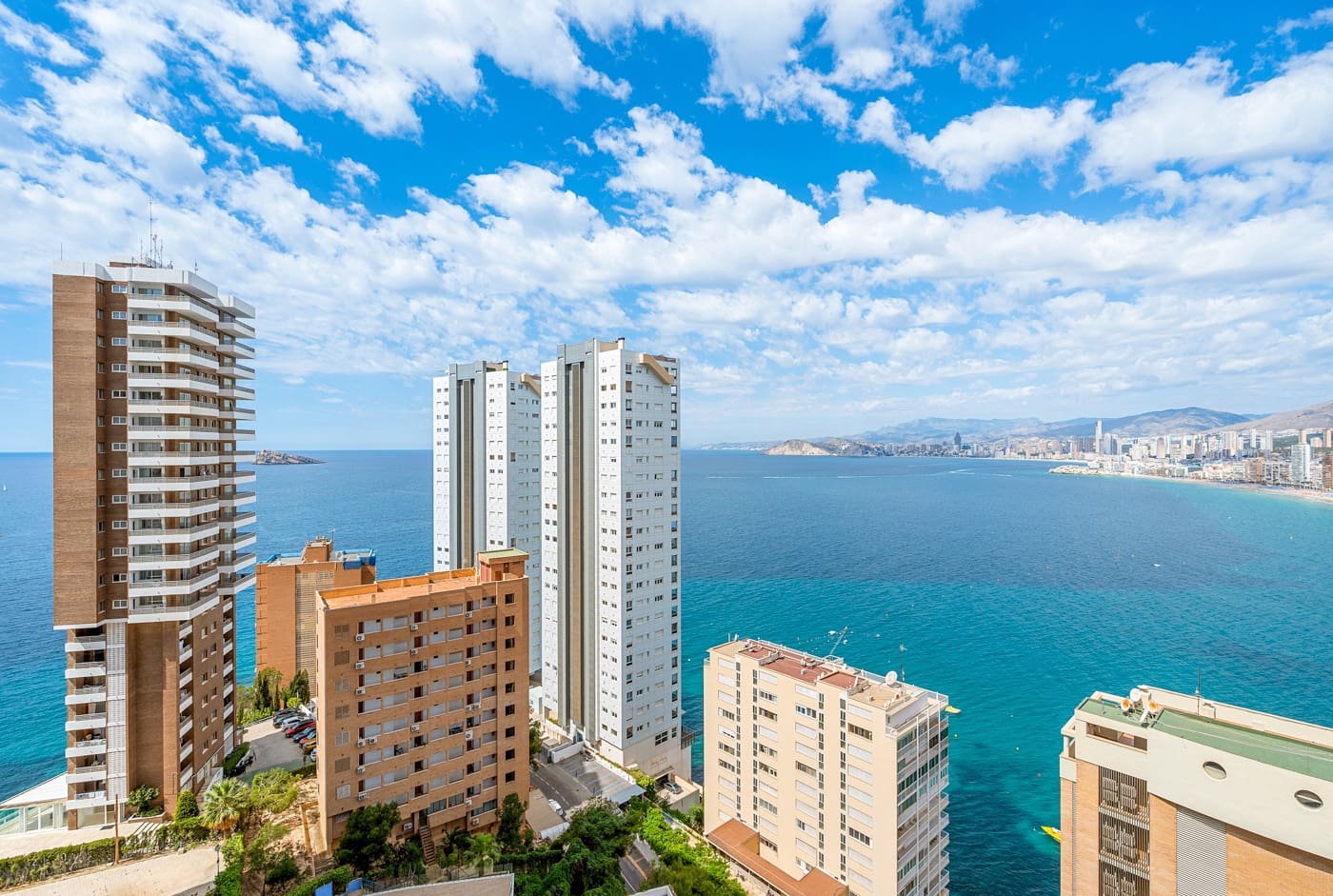 6 Zimmer Apartment zu verkaufen in Benidorm mit Pool - 799.000 € (Ref: 9041239)