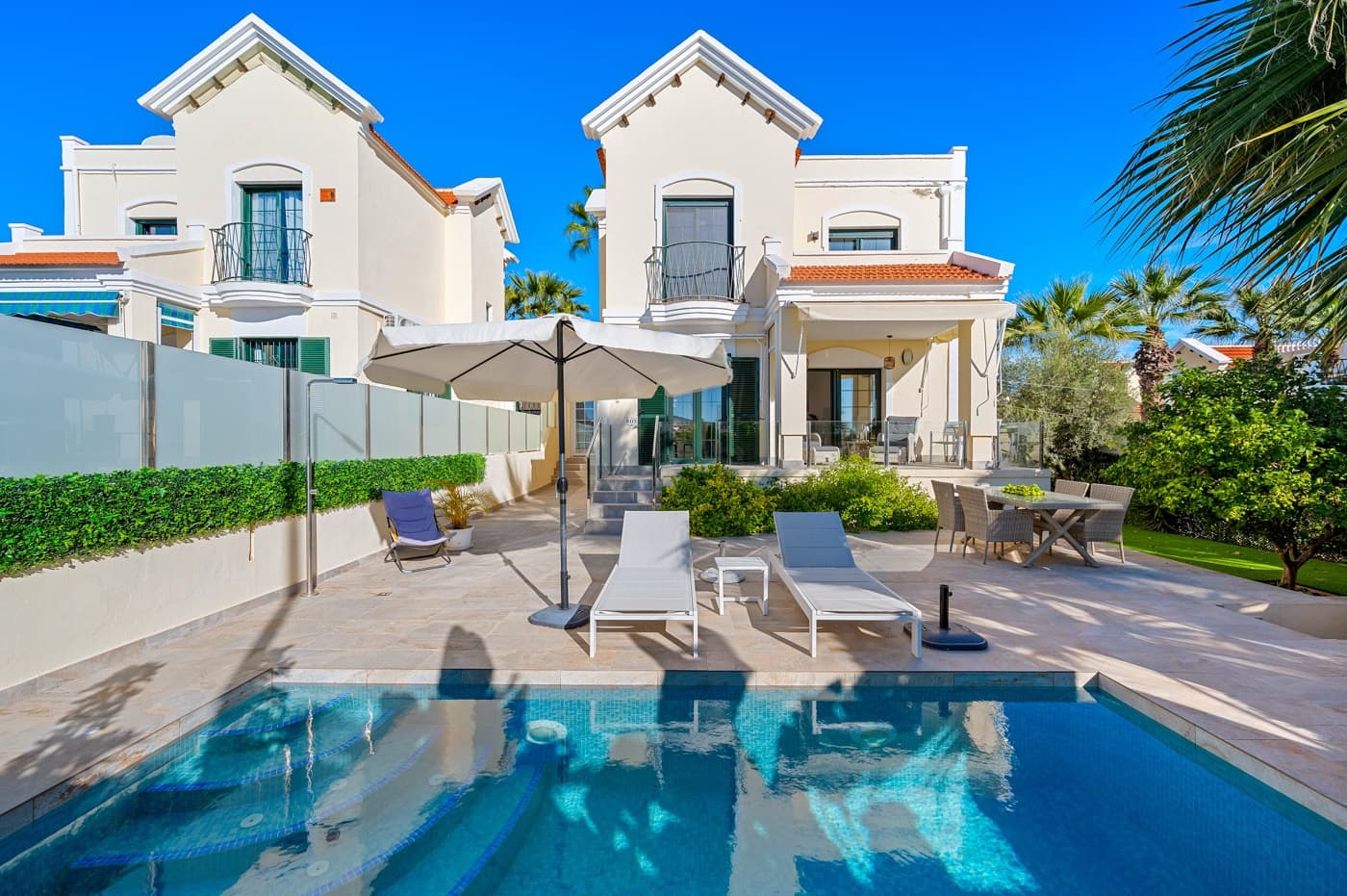 3 slaapkamer Villa te koop in Los Dolses met zwembad - € 475.000 (Ref: 9447302)