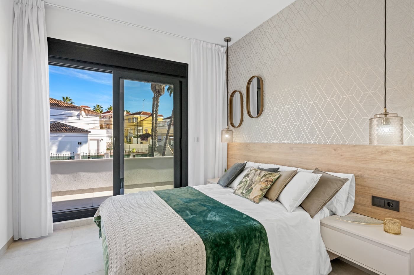 3 soveværelse Villa til salg i San Miguel de Salinas med swimmingpool - € 519.500 (Ref: 9503472)