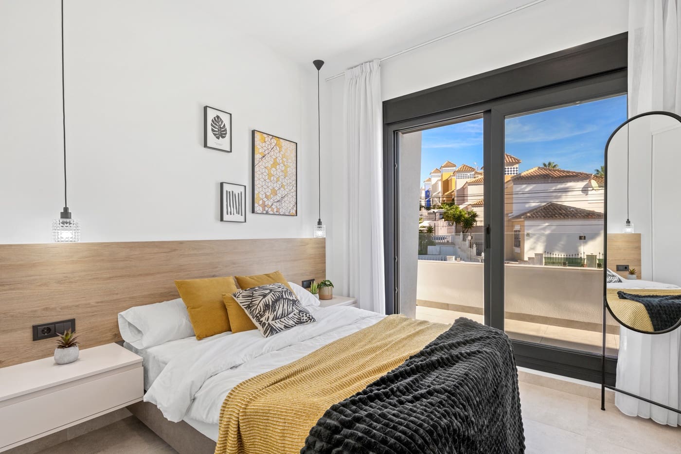 3 bedroom Villa for sale in Blue Lagoon with pool - € 475,000 (Ref: 9503472)