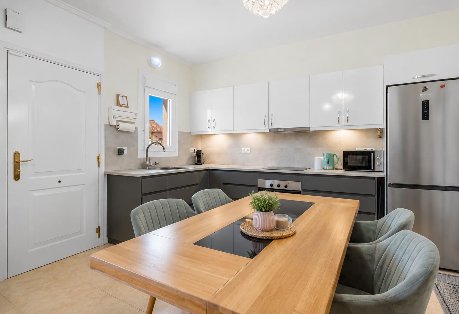 3 makuuhuone Omakotitalo myytävänä paikassa Ciudad Quesada mukana uima-altaan - 249 000 € (Ref: 9503473)