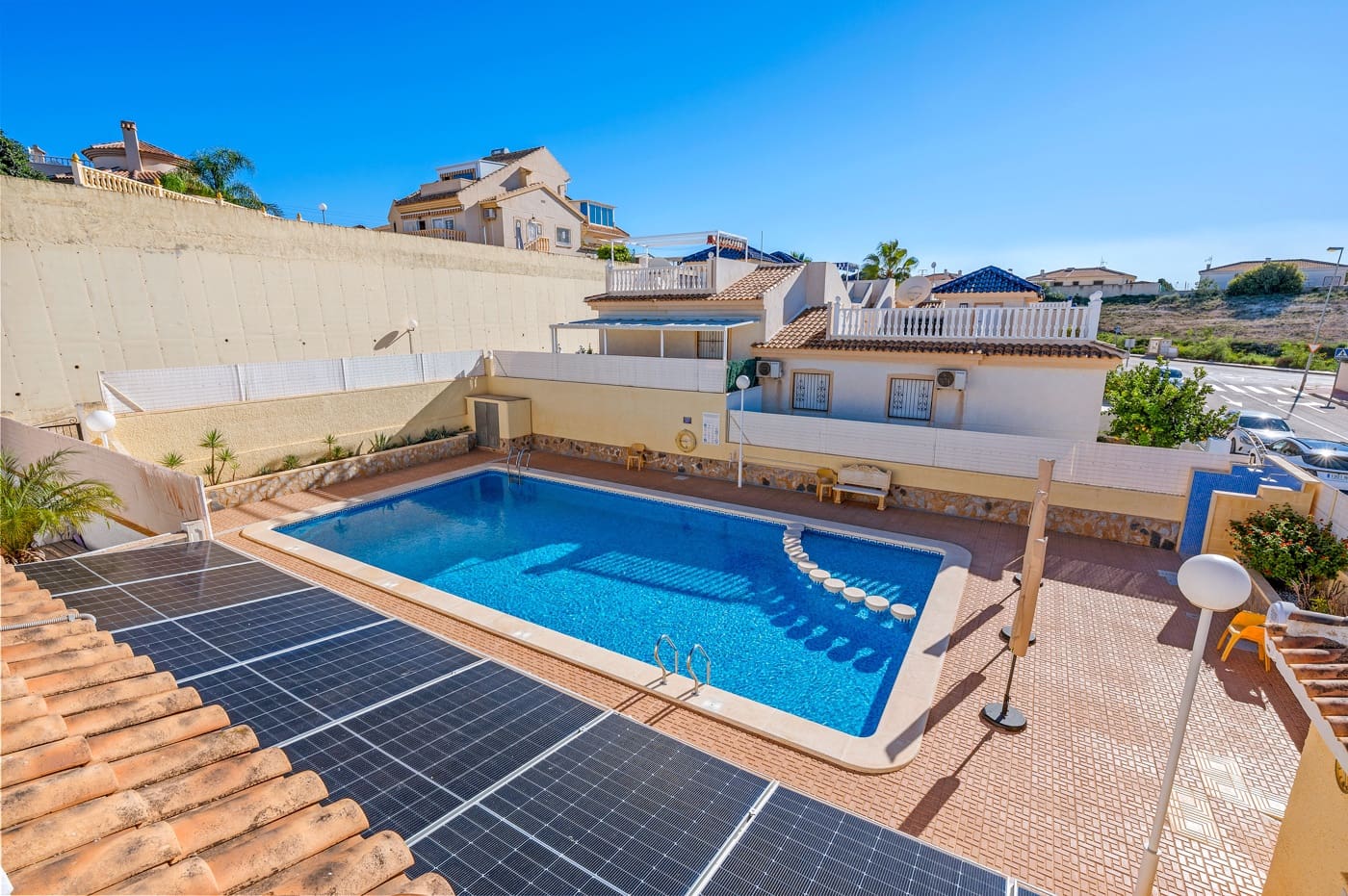 3 bedroom Townhouse for sale in Rojales with pool - € 249,000 (Ref: 9503473)