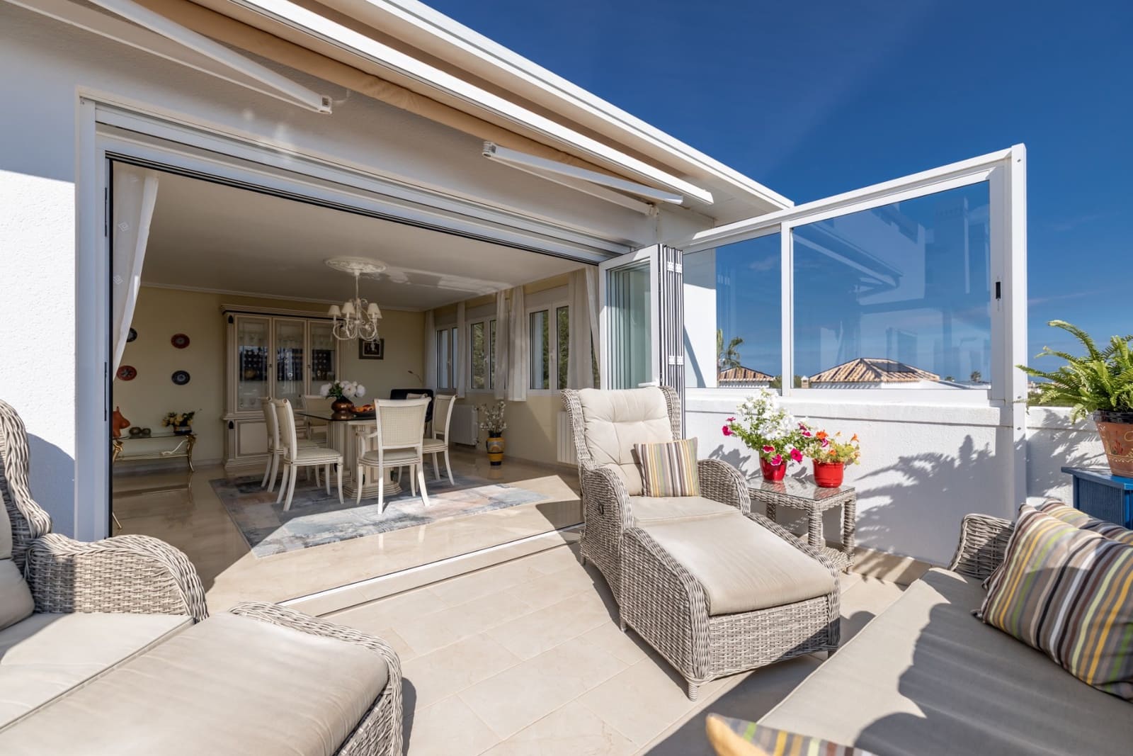 3 camera da letto Attico in vendita in Orihuela Costa con piscina garage - 410.000 € (Rif: 9599801)