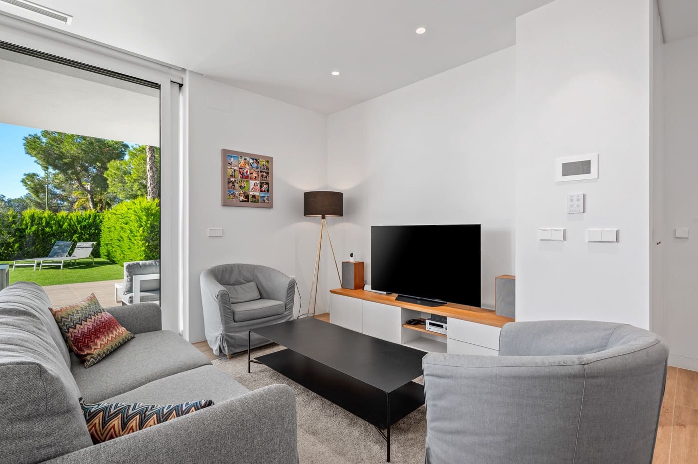 2 Zimmer Apartment zu verkaufen in Las Colinas Golf mit Pool - 460.000 € (Ref: 9599802)