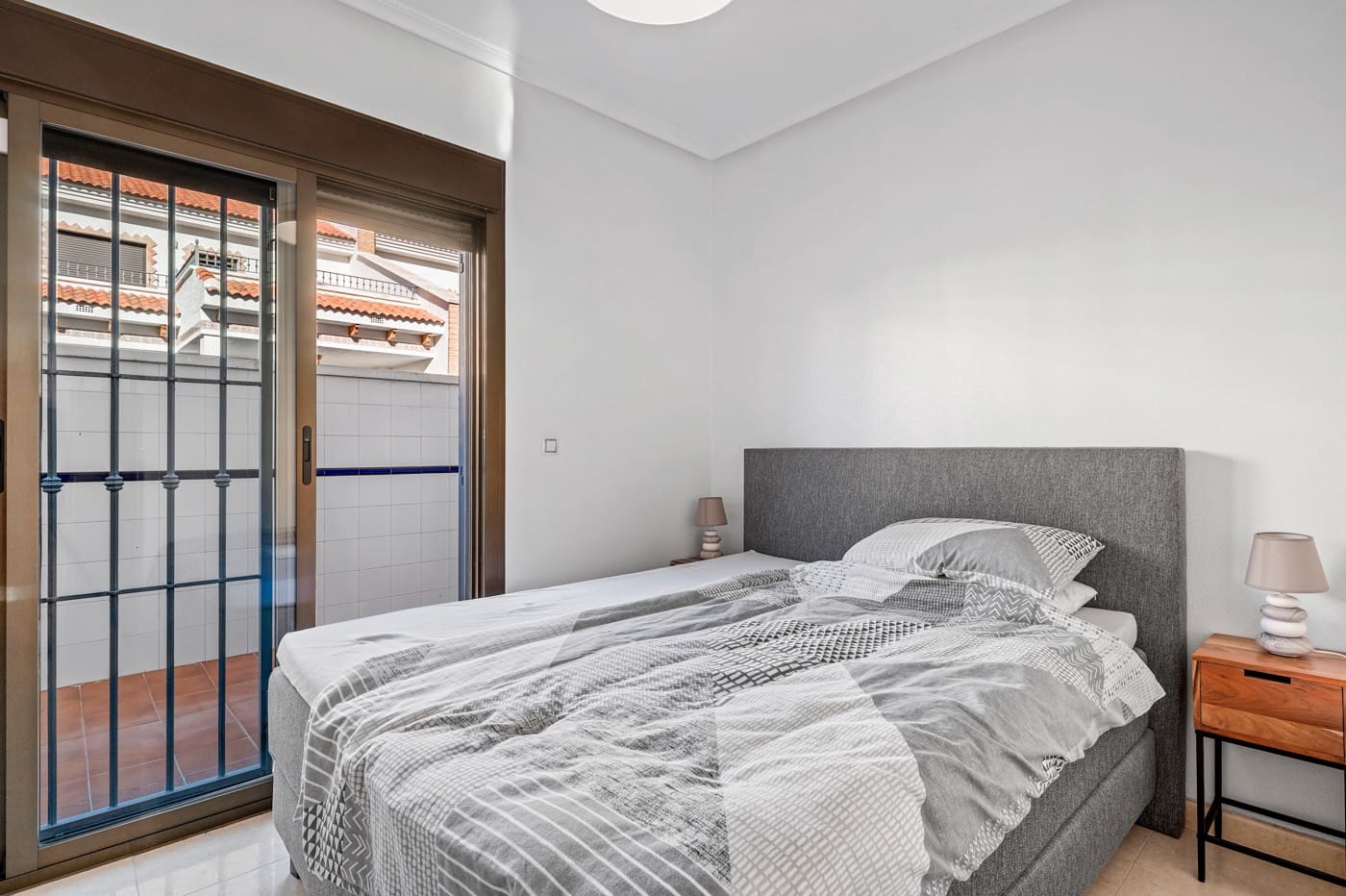 3 soverom Rekkehus til salgs i San Miguel de Salinas med svømmebasseng garasje - € 219 000 (Ref: 9622955)