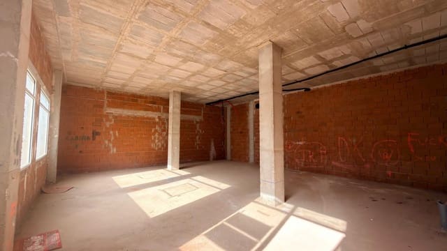 Kommersiell til salgs i Los Dolses, Orihuela - € 169 000 (Ref: 9779159)