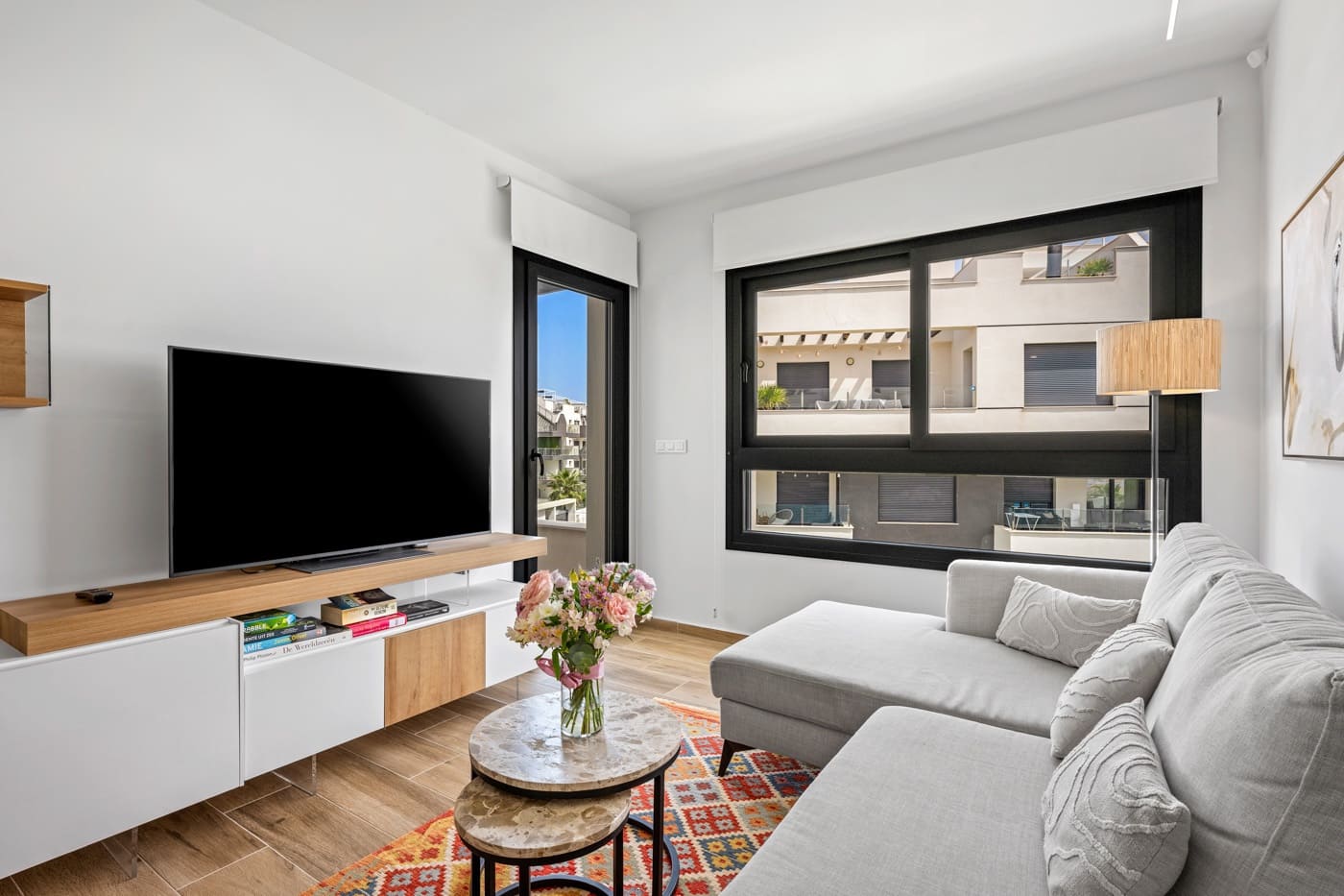 2 slaapkamer Penthouse te koop in Villamartin met zwembad - € 309.500 (Ref: 9779160)