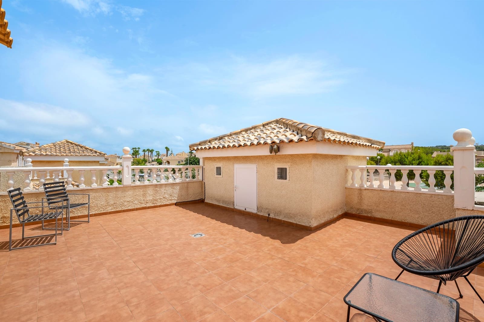 3 soverom Villa til salgs i Gran Alacant med svømmebasseng - € 479 000 (Ref: 9974004)