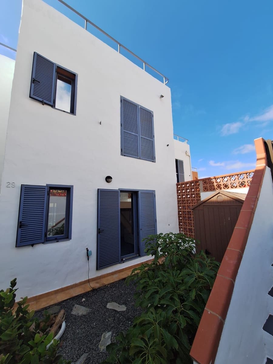 2 quarto Casa em Banda para venda em Caleta de Fuste - 259 000 € (Ref: 10031543)