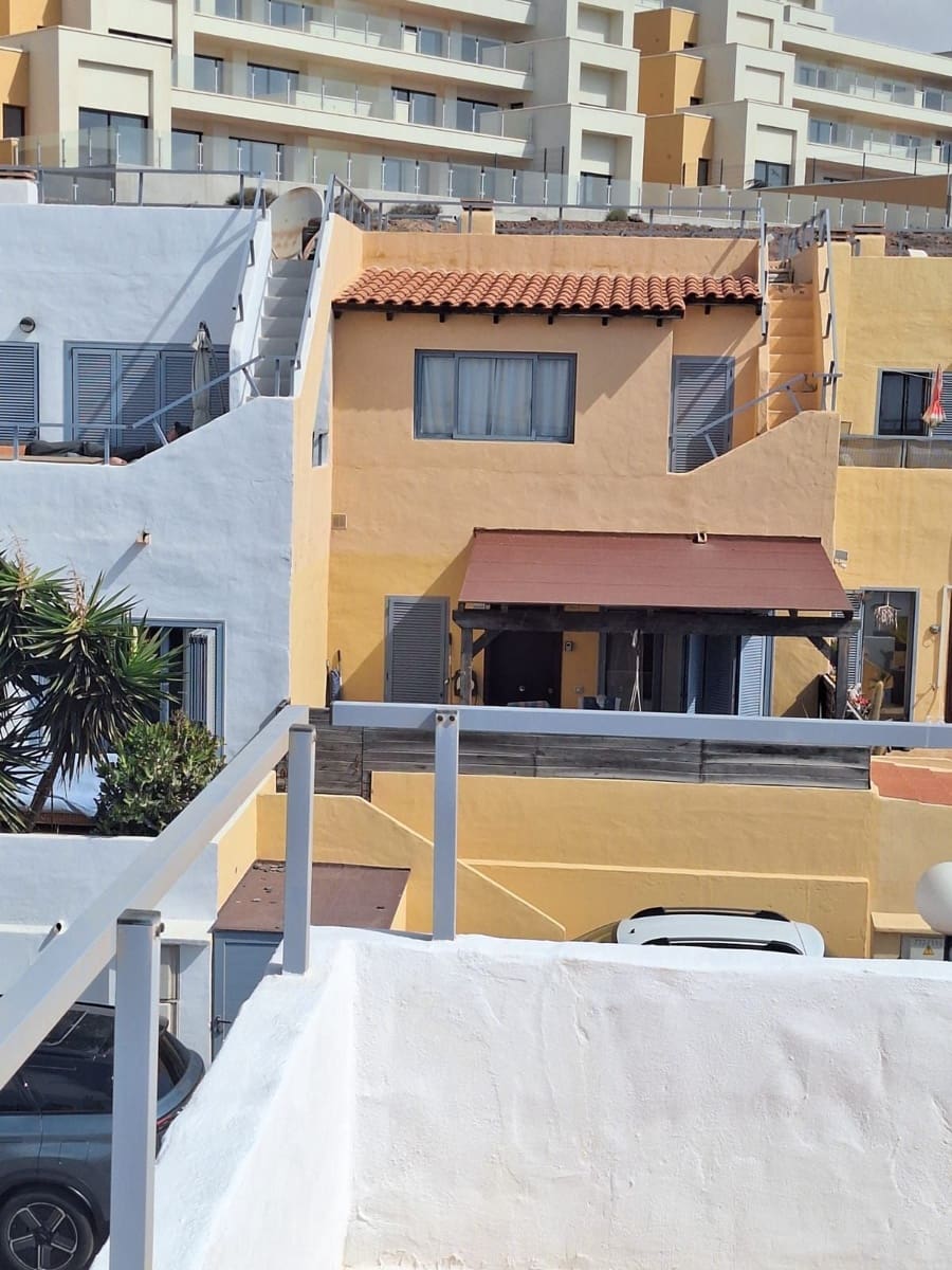 2 quarto Casa em Banda para venda em Caleta de Fuste - 259 000 € (Ref: 10031543)